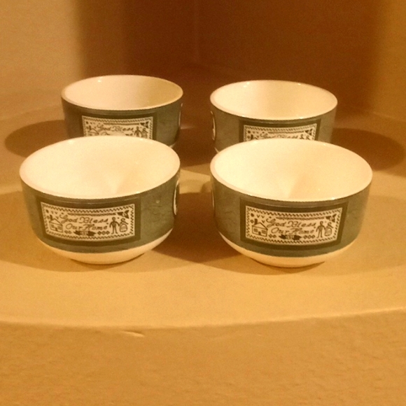 Vintage-Colonial Homestead by Royal. 4 π΅ Bundle - Picture 2 of 12